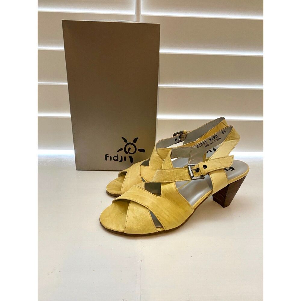 NIB $149 Fidji Citrus Wrap Sandals Yellow Leather 39 9